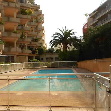 Daire Au Jardin Du Cap Martin